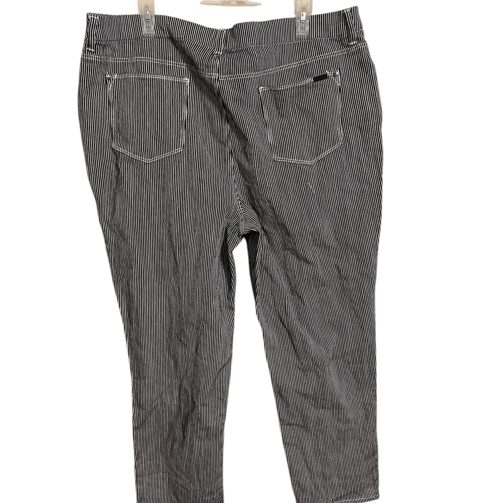 Cato Striped Ankle Jeans in Black and White